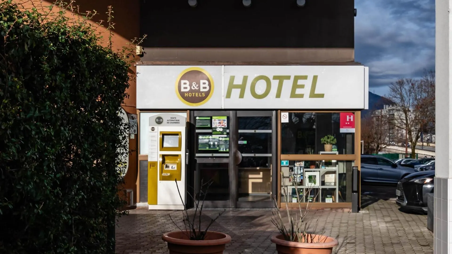 B&B HOTEL Grenoble Centre Verlaine