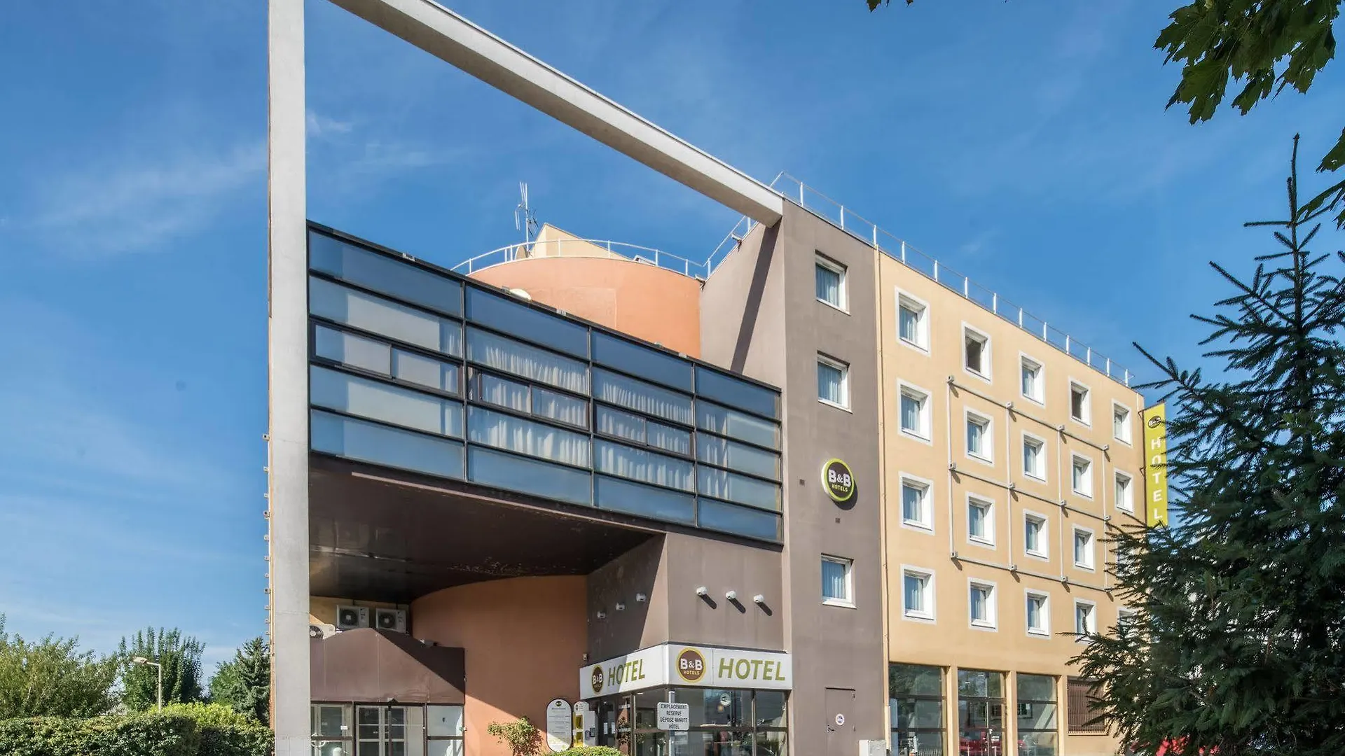 **  B&B Hotel Grenoble Centre Verlaine France